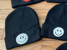 Load image into Gallery viewer, Smiley Face Beanie Hats